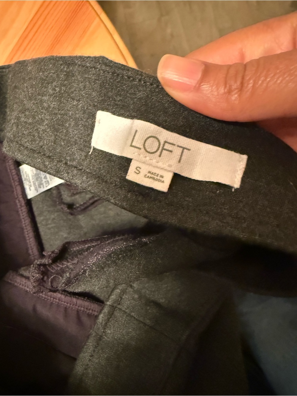 LOFT Wide-Leg Ponte Pants (Two pairs in Navy Blue and Grey) - Picture 6 of 8